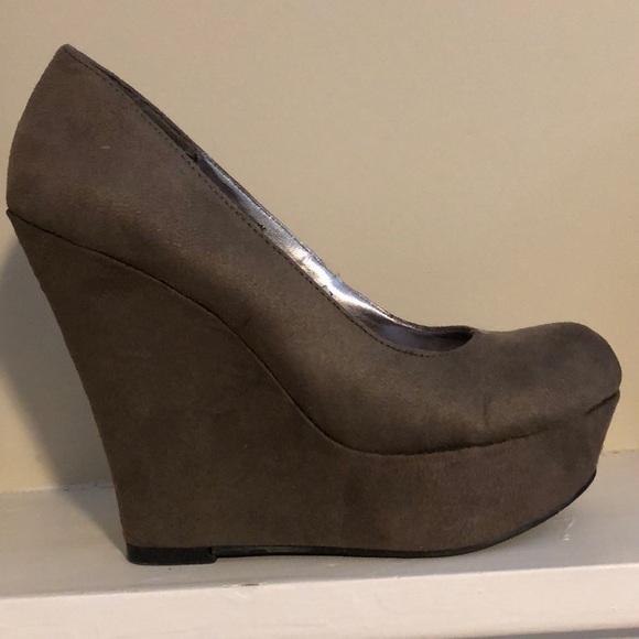 Mossimo Platform Heels - Picture 5 of 5